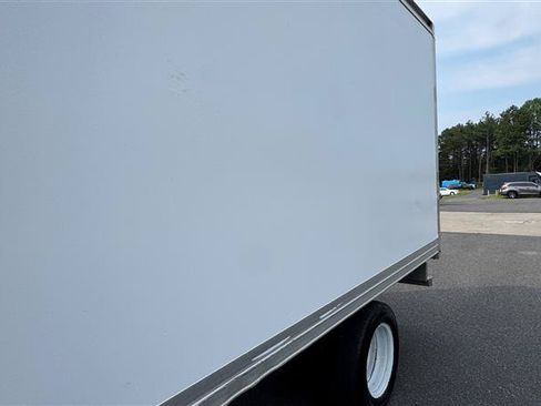 Used 2018 Ford Transit 350 156 DRW RWD image 14