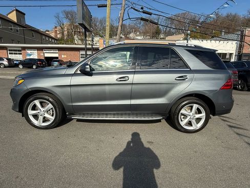 Used 2017 Mercedes-Benz GLE 350 4MATIC image 4