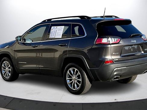 Certified 2022 Jeep Cherokee Latitude Lux w/ Sun & Sound Group image 6