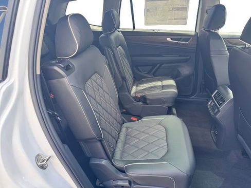 New 2026 Volkswagen Atlas SEL Premium R-Line AWD/4WD image 24