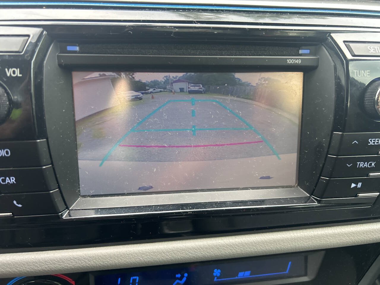 Used 2014 Toyota Corolla LE FWD image 26