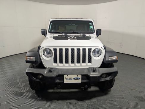 Used 2019 Jeep Wrangler Unlimited Sport S image 3