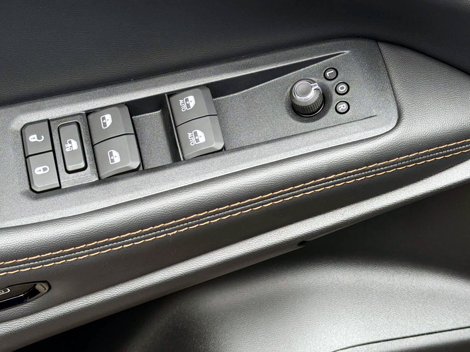 New 2026 Jeep Cherokee Limited AWD/4WD image 16