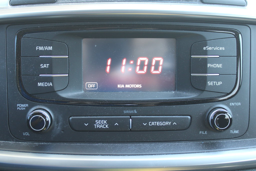 Used 2016 Kia Sorento EX FWD image 39