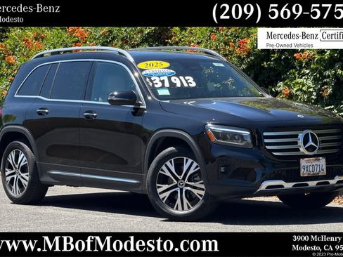 Certified 2025 Mercedes-Benz GLB 250 4MATIC image 1