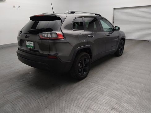 Used 2021 Jeep Cherokee Latitude Plus FWD image 9