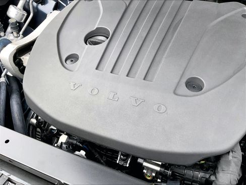 New 2027 Volvo XC60 B5 Core AWD/4WD image 32