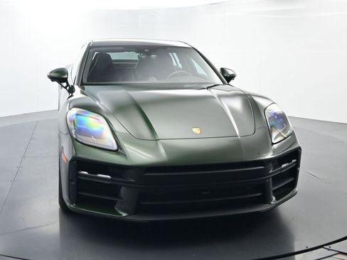 Used 2025 Porsche Panamera 4S image 18