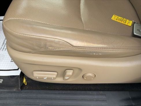 Used 2019 Toyota 4Runner Limited image 19