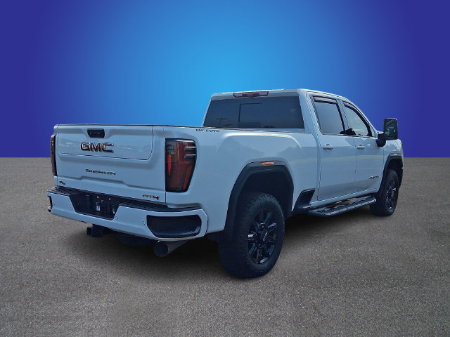 Used 2024 GMC Sierra 2500 AT4 w/ AT4 Premium Plus Package AWD/4WD image 4