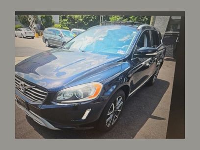 Used 2017 Volvo XC60 T6 Dynamic w/ Climate Package
