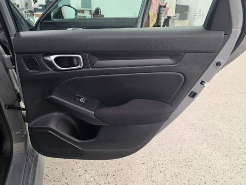 Used 2025 Honda Civic Sport image 27