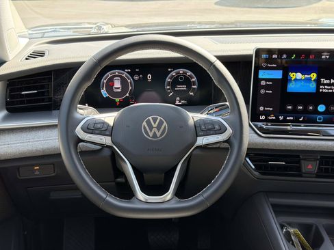 Certified 2026 Volkswagen Tiguan S FWD image 8