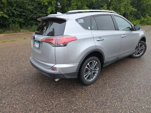 Used 2016 Toyota RAV4 LE AWD/4WD image 15