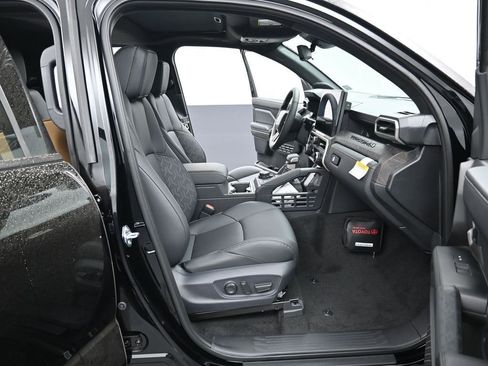 New 2026 Toyota Tacoma Limited AWD/4WD image 14