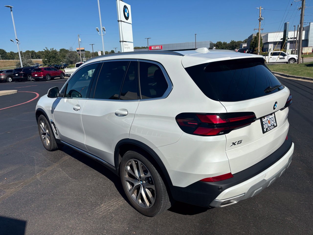 Used 2026 BMW X5 xDrive40i w/ Executive Package AWD/4WD image 5