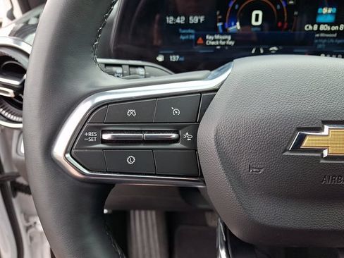Used 2025 Chevrolet Equinox LT FWD image 20