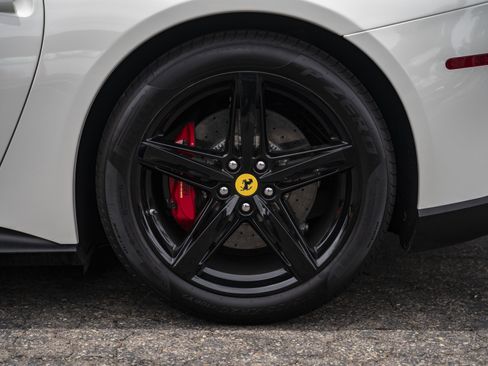 Certified 2015 Ferrari F12 Berlinetta RWD image 18