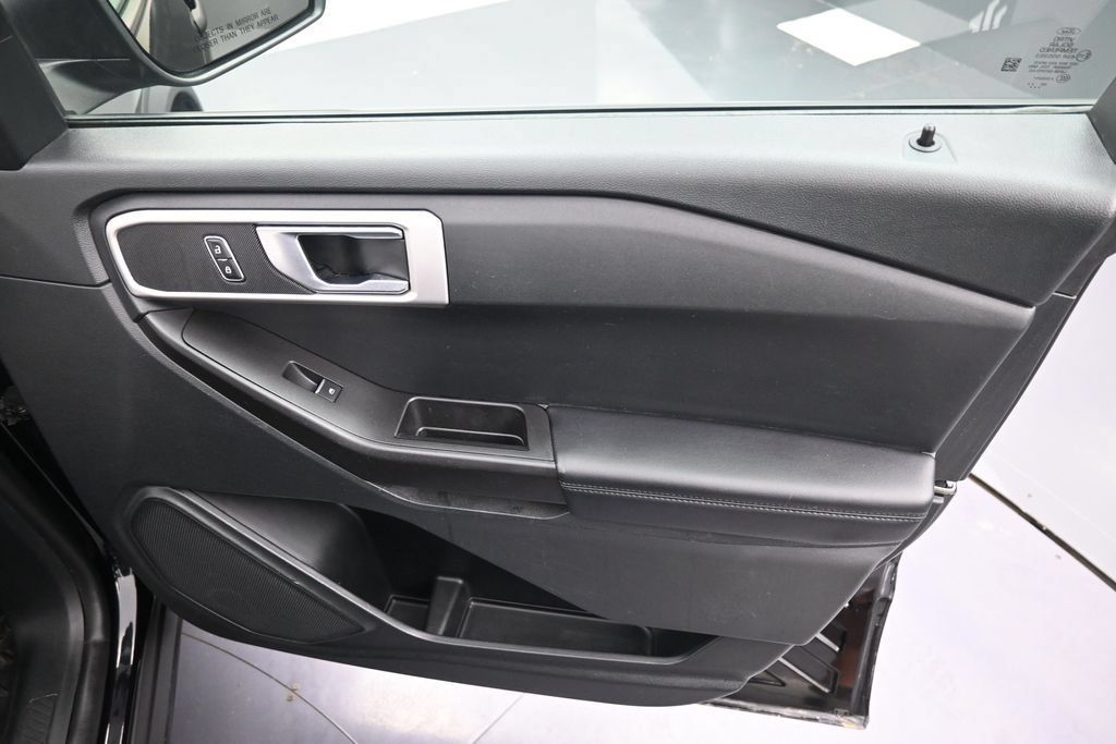 Used 2021 Ford Explorer 4WD Police Interceptor image 27