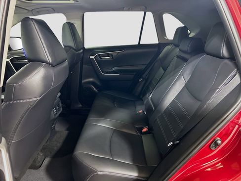 Used 2024 Toyota RAV4 XLE Premium FWD image 20