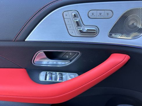Certified 2025 Mercedes-Benz GLE 53 AMG 4MATIC image 13