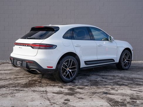 Certified 2025 Porsche Macan image 7