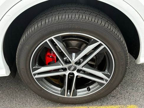 Used 2020 Audi SQ5 Prestige w/ Prestige Package image 14
