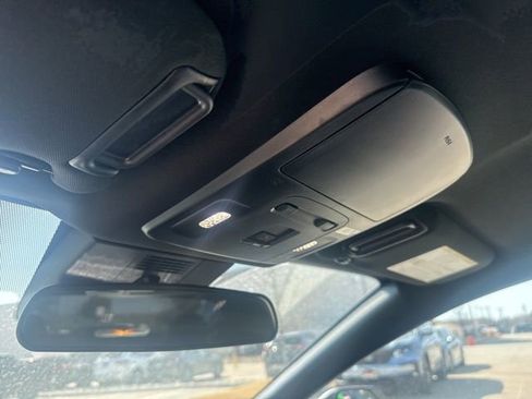 Used 2025 Toyota Camry SE image 14