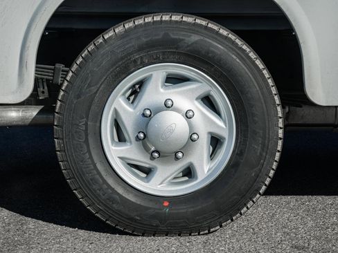 New 2026 Ford E-350 and Econoline 350 Super Duty w/ Power Equipment Group image 19