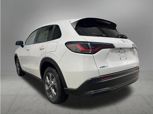 New 2027 Honda HR-V LX image 3