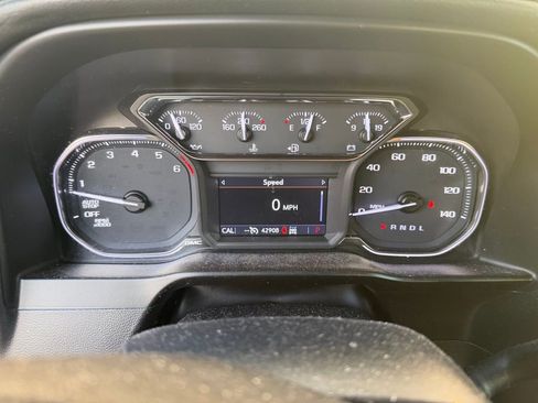 Used 2019 GMC Sierra 1500 SLE w/ SLE Value Package AWD/4WD image 6