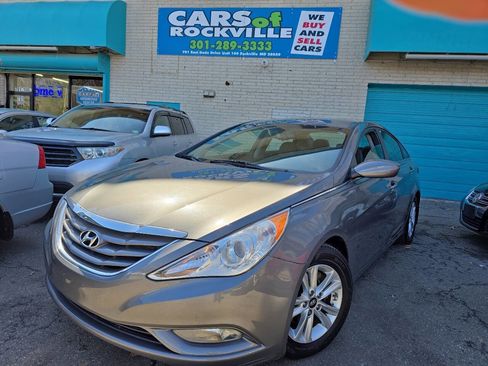 Used 2013 Hyundai Sonata GLS w/ Popular Equipment Pkg image 2