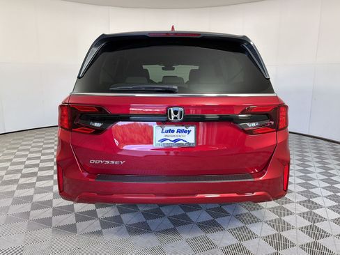 New 2026 Honda Odyssey EX-L image 10