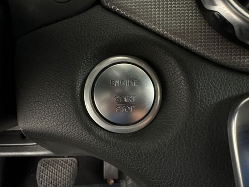 Certified 2019 Mercedes-Benz GLA 250 image 16