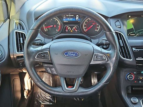 Used 2017 Ford Focus ST w/ Equipment Group 402A image 24