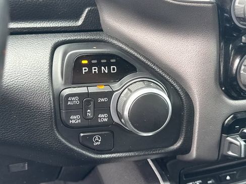 Used 2019 RAM 1500 Big Horn AWD/4WD image 16
