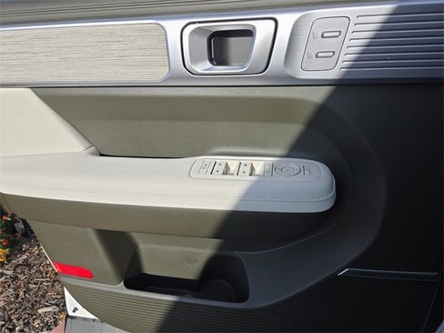 New 2025 Hyundai Santa Fe Calligraphy image 17