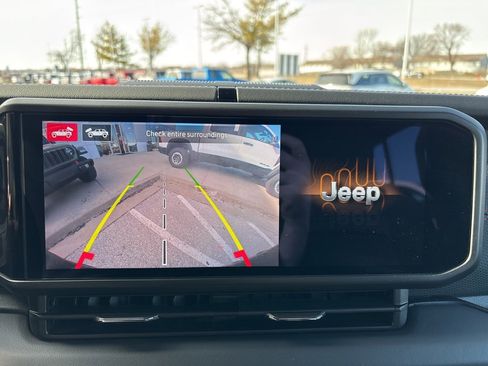 Used 2024 Jeep Wrangler Unlimited Rubicon image 71