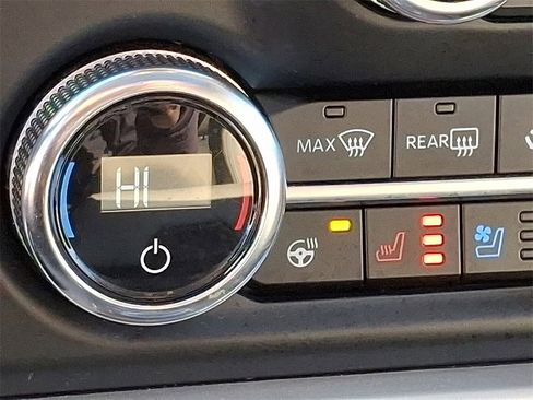 Certified 2023 Ford Expedition Limited image 26