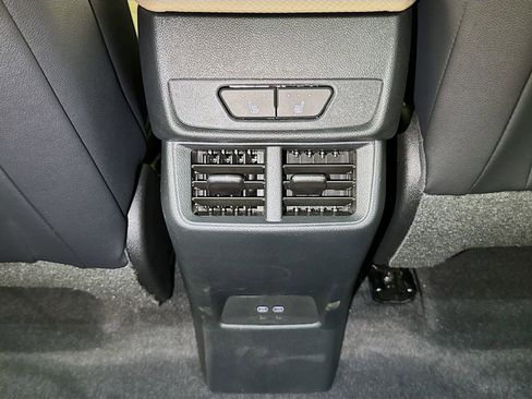 New 2026 Chevrolet Equinox ACTIV w/ Convenience Package III AWD/4WD image 14
