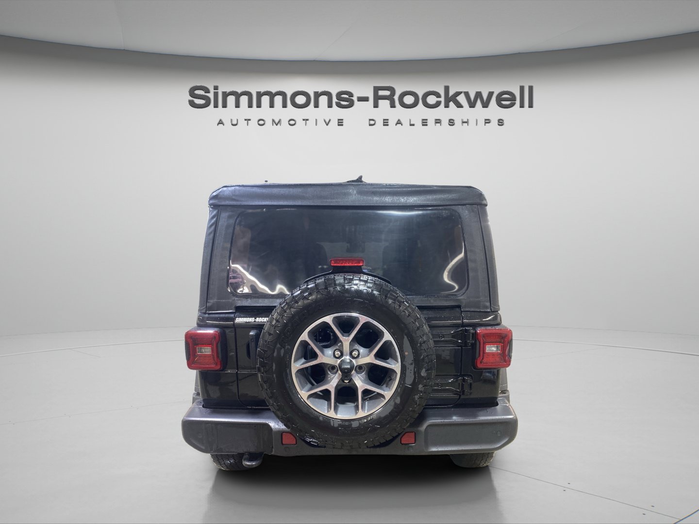 Used 2025 Jeep Wrangler Unlimited Sport AWD/4WD image 4