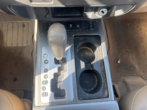 Used 2015 Nissan Armada Platinum image 18