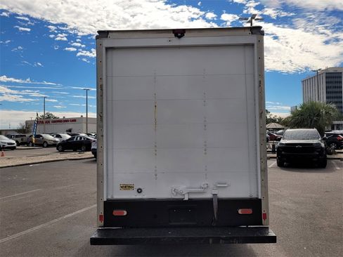 Used 2019 Chevrolet Express 3500 Work Van w/ Power Convenience Package image 6