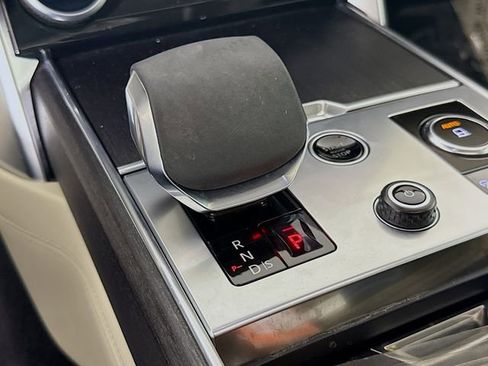 Certified 2023 Land Rover Range Rover SE AWD/4WD image 19