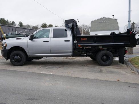 New 2023 RAM 3500 Tradesman image 3