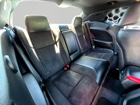 Used 2016 Dodge Challenger R/T Scat Pack w/ Leather Interior Group RWD image 24