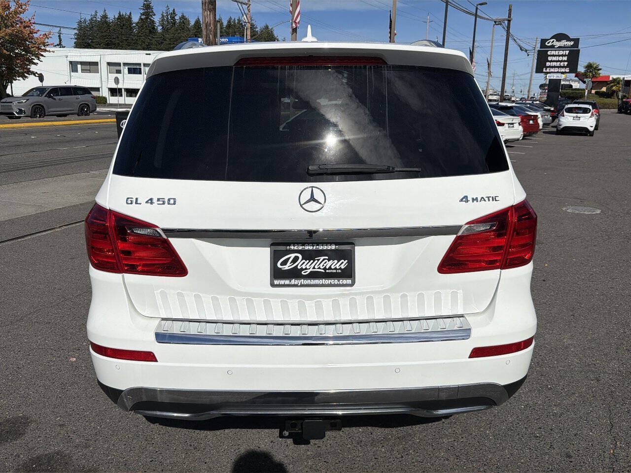 Used 2015 Mercedes-Benz GL 450 4MATIC image 4