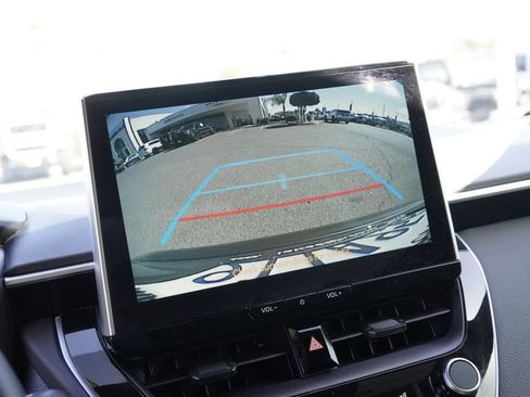 Used 2025 Toyota Corolla SE w/ SE Premium Package FWD image 15