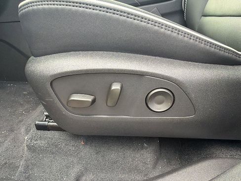 New 2026 GMC Acadia Denali w/ Super Cruise Package image 16