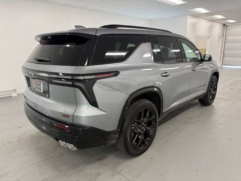 New 2026 Chevrolet Traverse RS w/ LPO, Floor Liner Package image 6